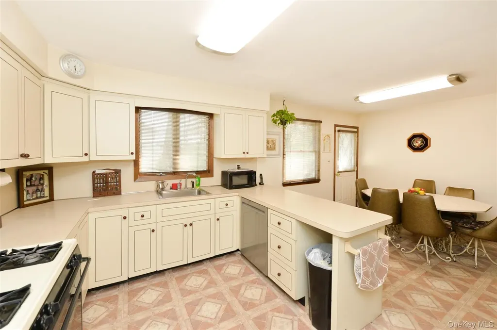 49-51 Albert Drive Monsey NY 10952