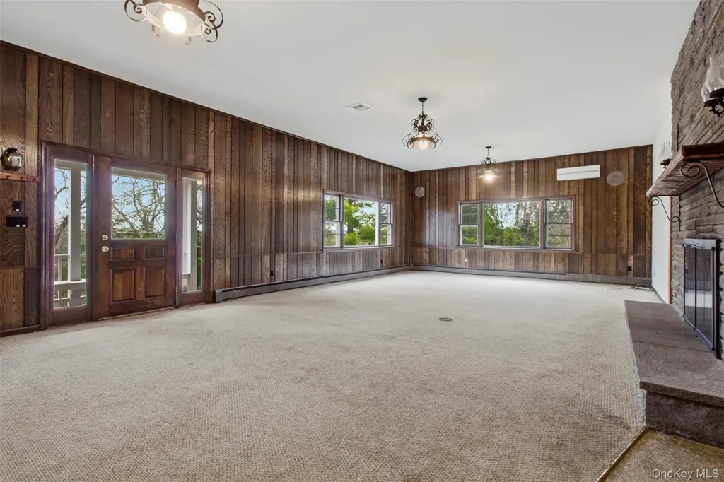 27 Allapartus Circle Ossining NY 10562
