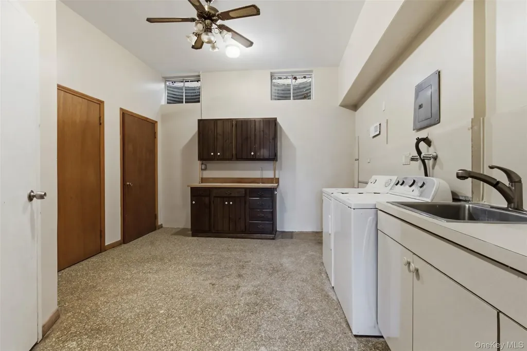 27 Allapartus Circle Ossining NY 10562