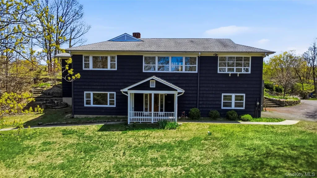 27 Allapartus Circle Ossining NY 10562