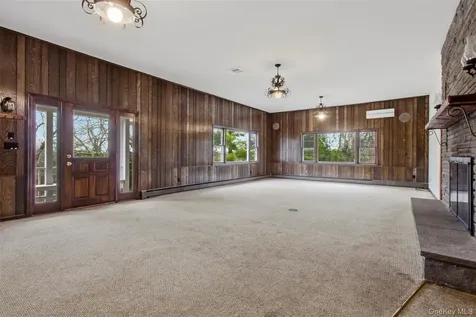 27 Allapartus Circle Ossining NY 10562