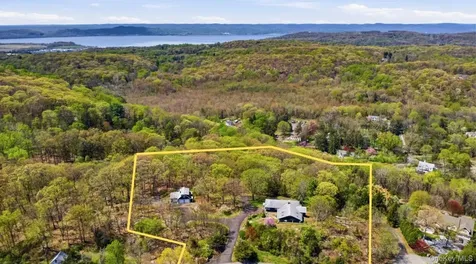 27 Allapartus Circle Ossining NY 10562
