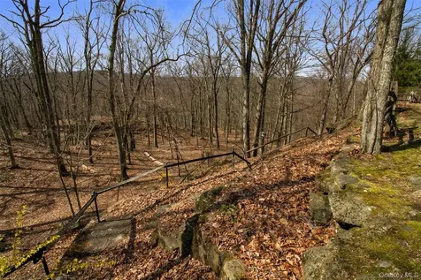 27 Allapartus Circle Ossining NY 10562