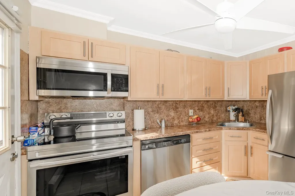 385 Irving Street Central Islip NY 11722