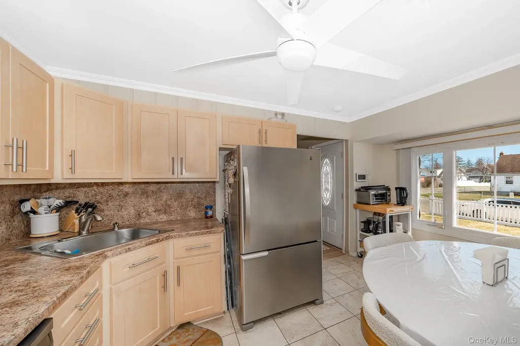 385 Irving Street Central Islip NY 11722