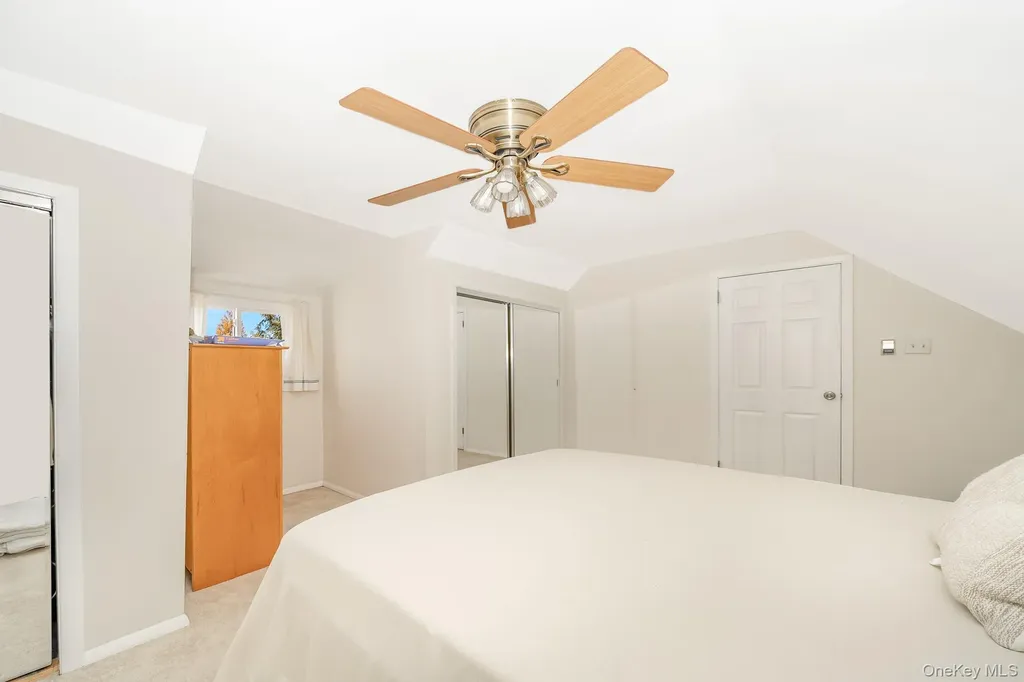 385 Irving Street Central Islip NY 11722