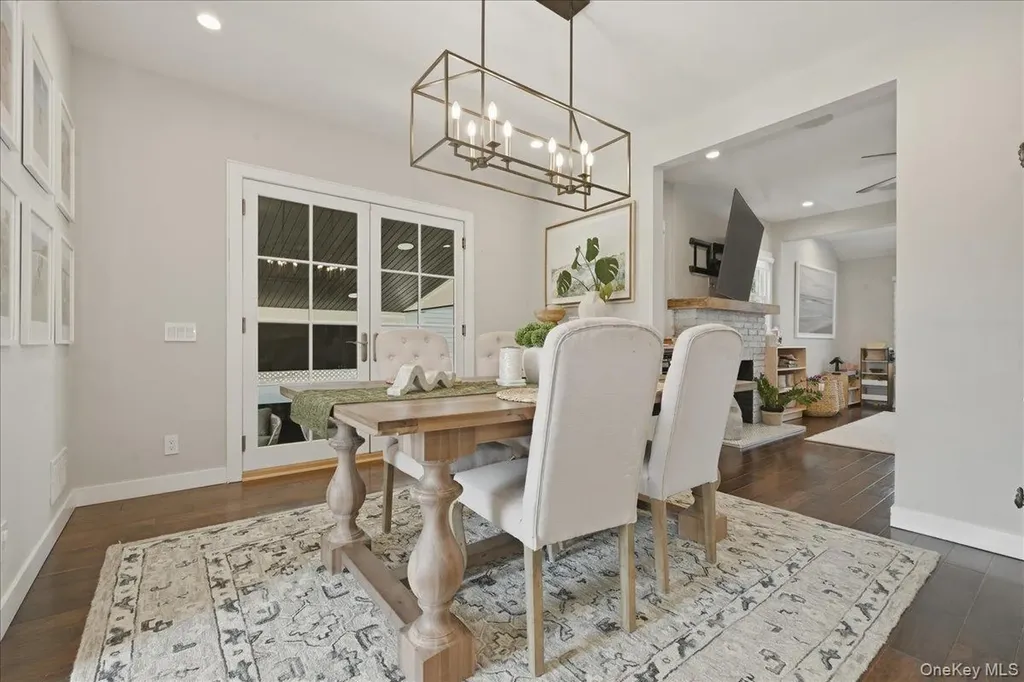 98 Vincent Place Lynbrook NY 11563
