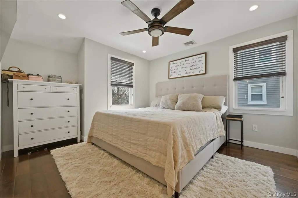 98 Vincent Place Lynbrook NY 11563