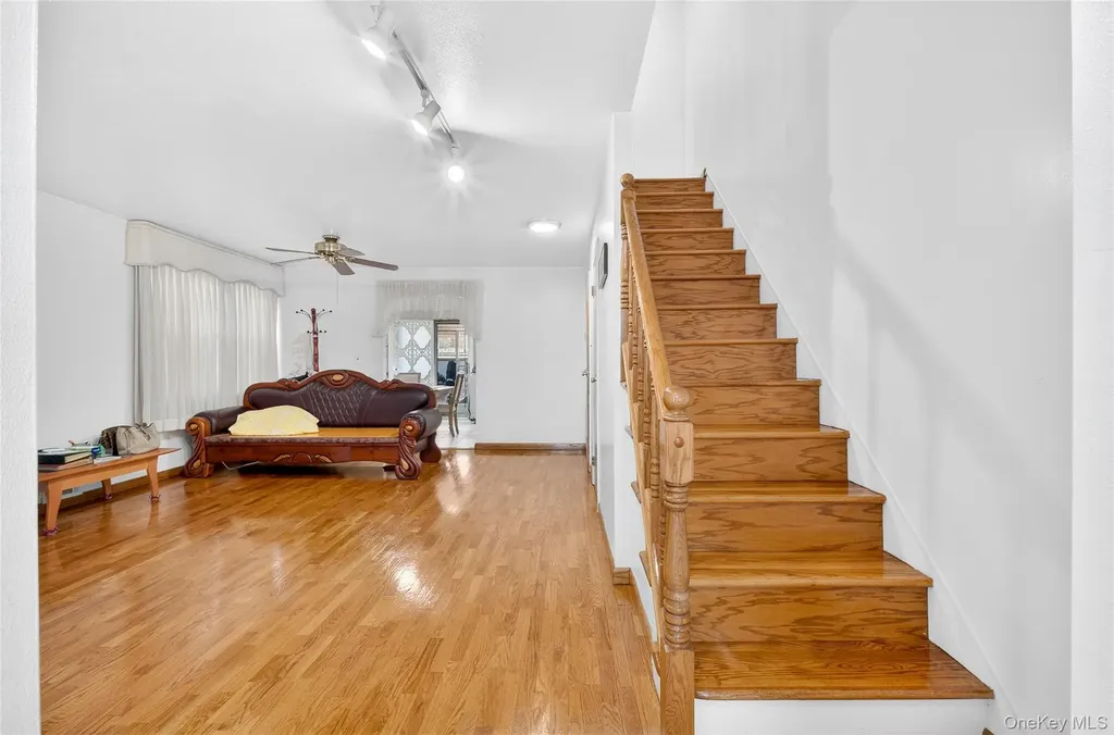 62-01 Douglaston Parkway Douglaston NY 11362