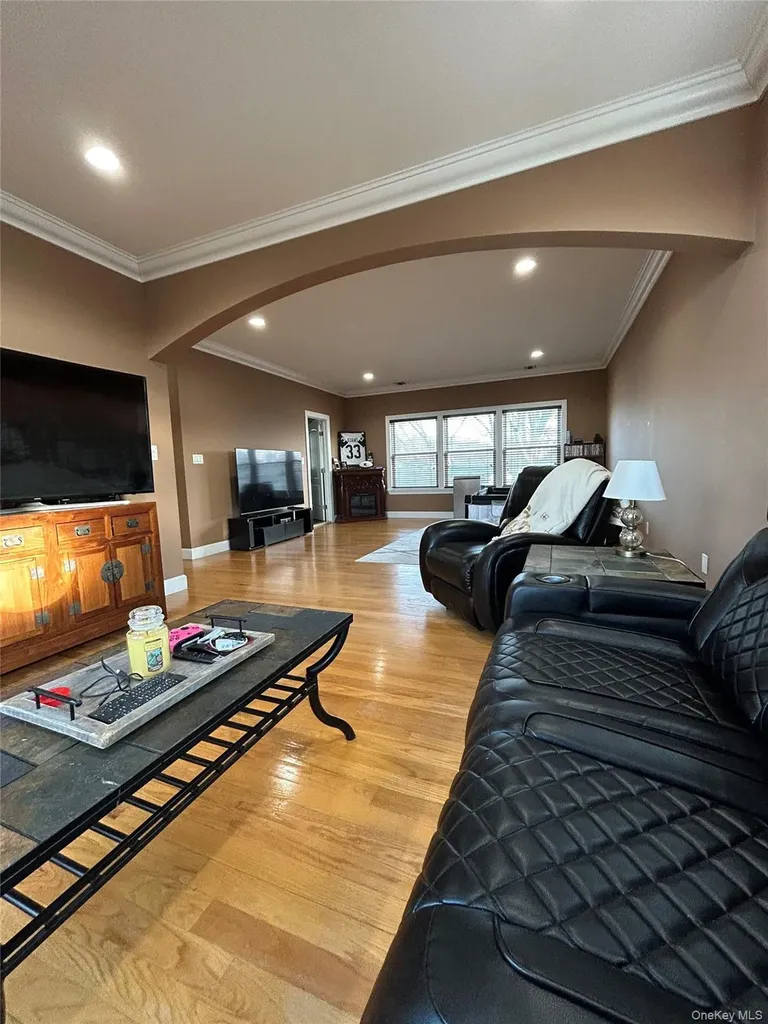 4 Vining Street Centereach NY 11720