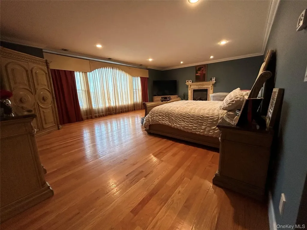 4 Vining Street Centereach NY 11720