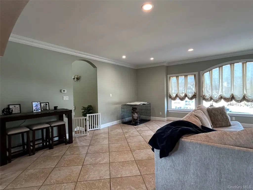 4 Vining Street Centereach NY 11720