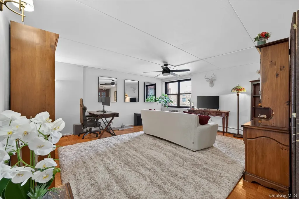 100 Clinton Avenue Mineola NY 11501