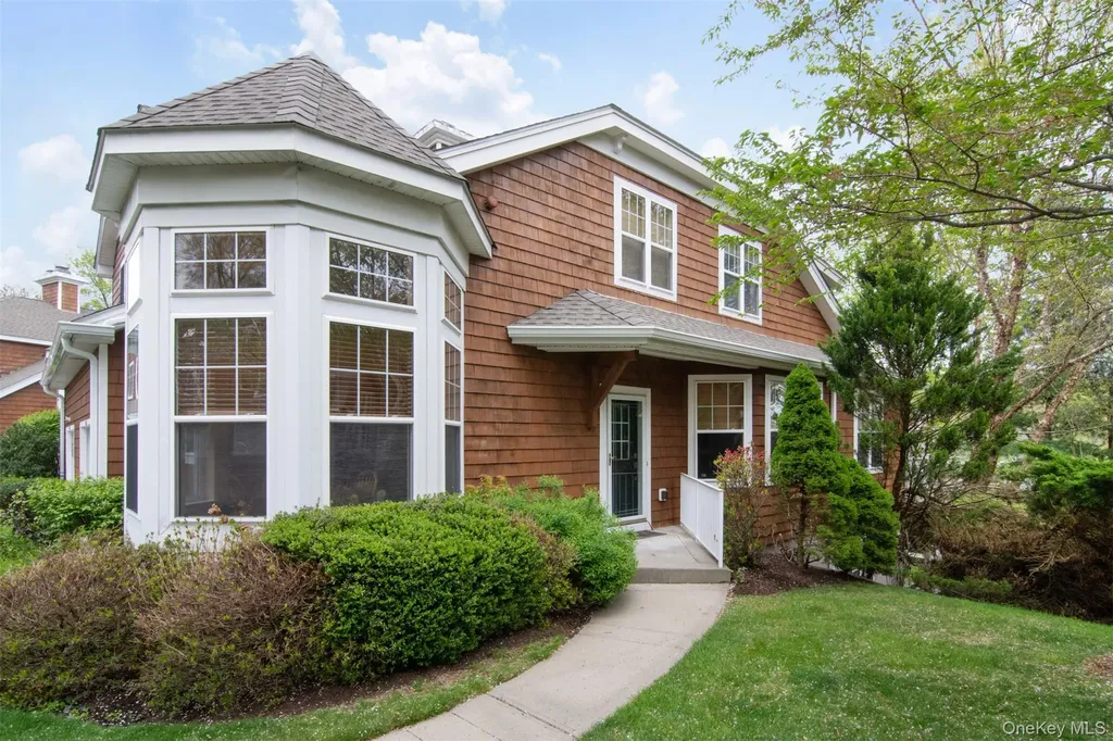 16 Wyldwood Drive Tarrytown NY 10591
