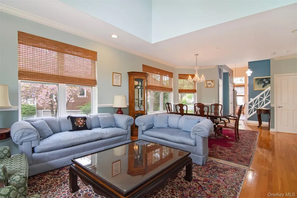 16 Wyldwood Drive Tarrytown NY 10591
