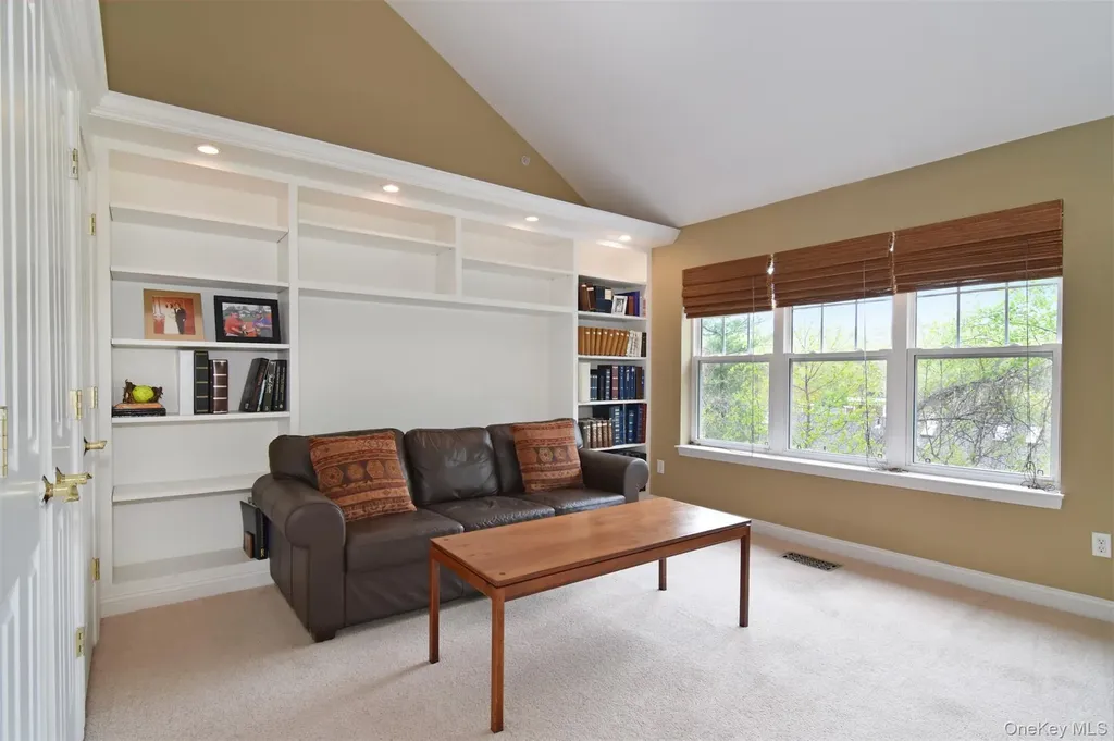 16 Wyldwood Drive Tarrytown NY 10591