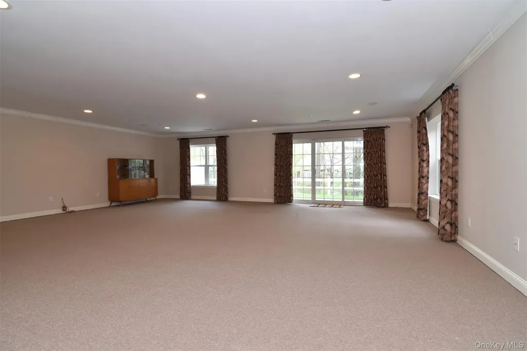 16 Wyldwood Drive Tarrytown NY 10591