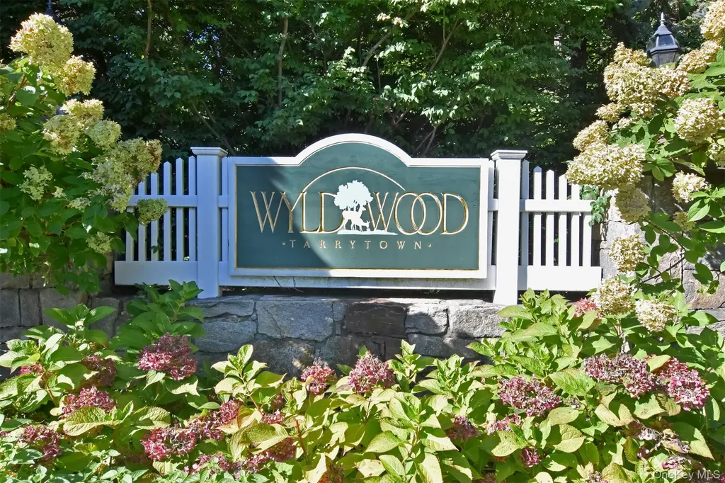 16 Wyldwood Drive Tarrytown NY 10591