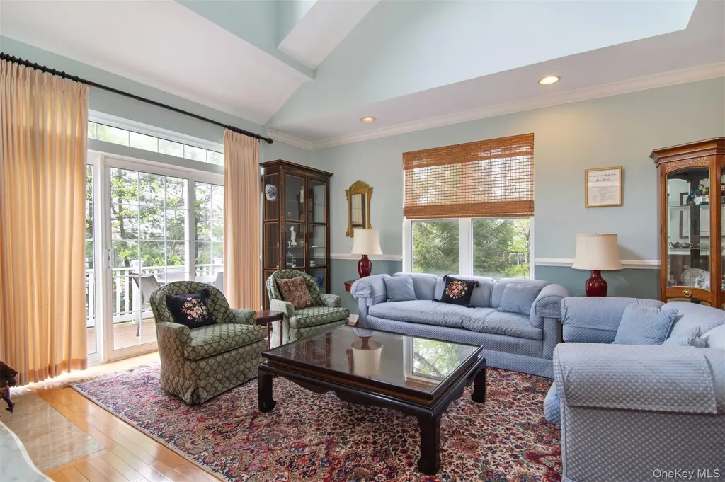 16 Wyldwood Drive Tarrytown NY 10591