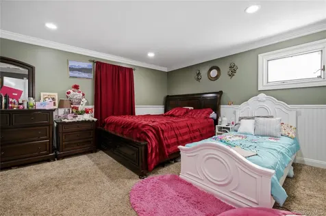 5 Wheeler Court Deer Park NY 11729