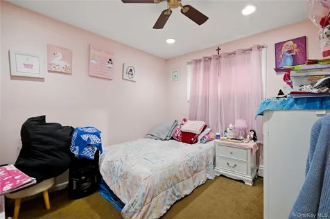 5 Wheeler Court Deer Park NY 11729