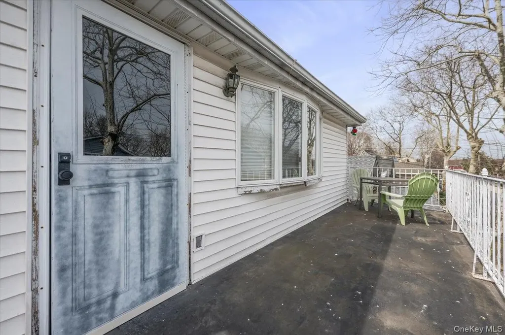 7 Poplar Avenue Bronx NY 10465