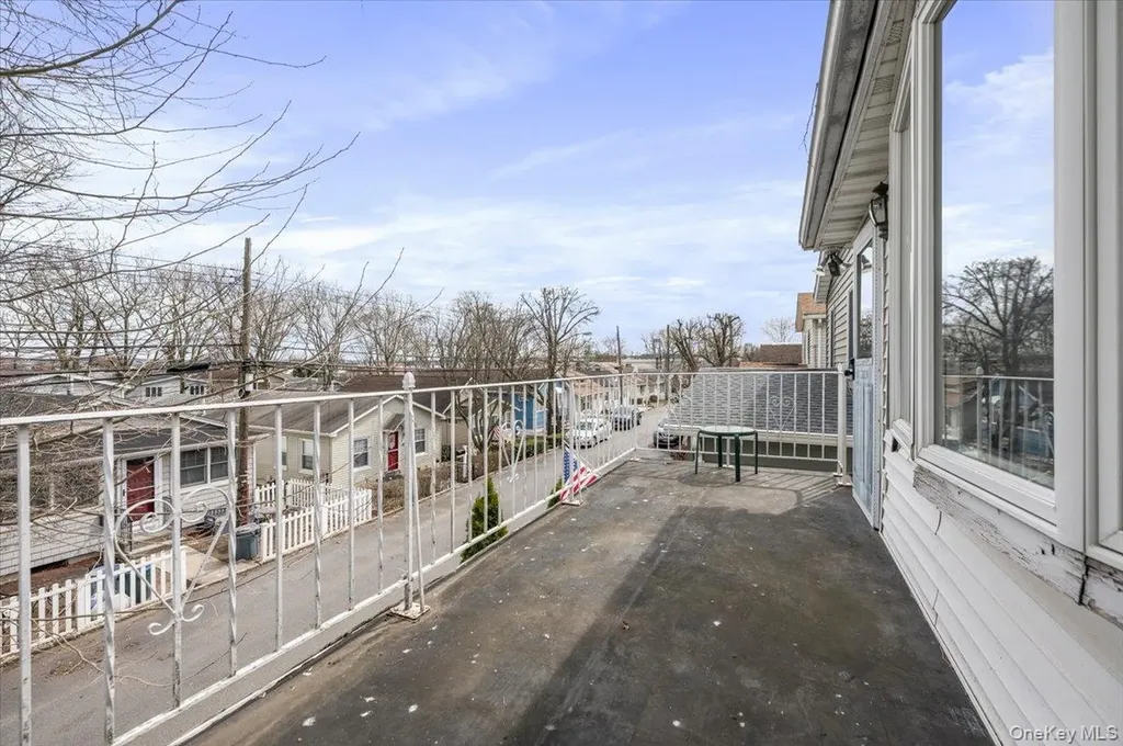 7 Poplar Avenue Bronx NY 10465