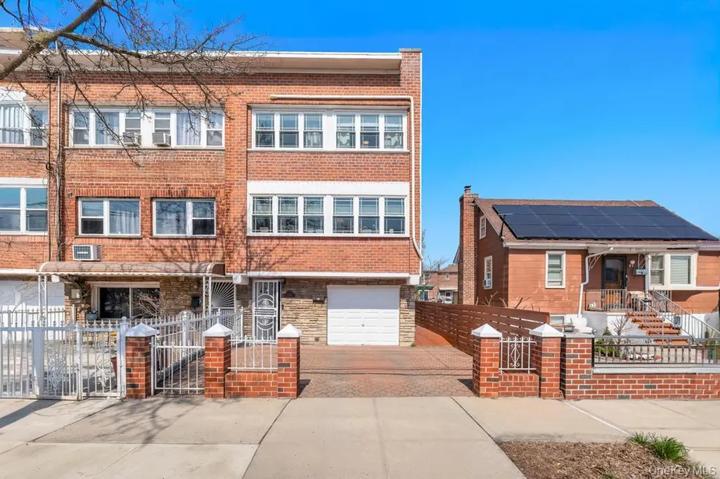 3247 Fairmount Avenue Bronx NY 10465