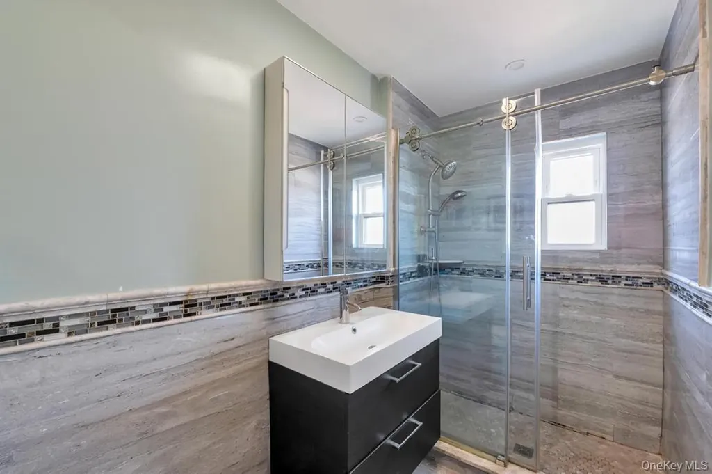3247 Fairmount Avenue Bronx NY 10465