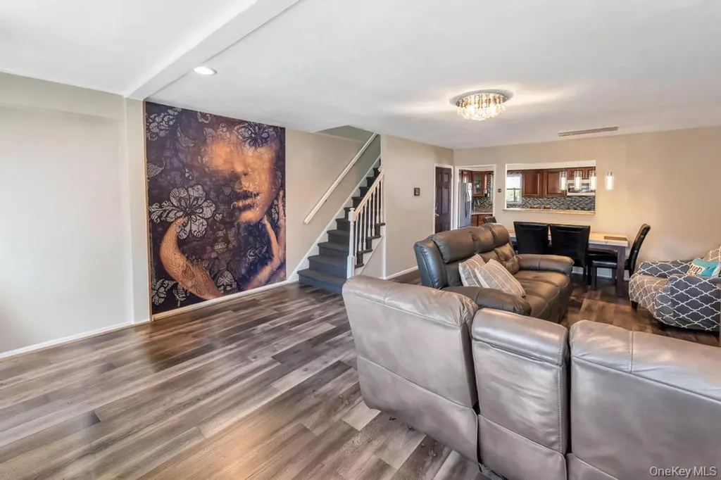 3247 Fairmount Avenue Bronx NY 10465
