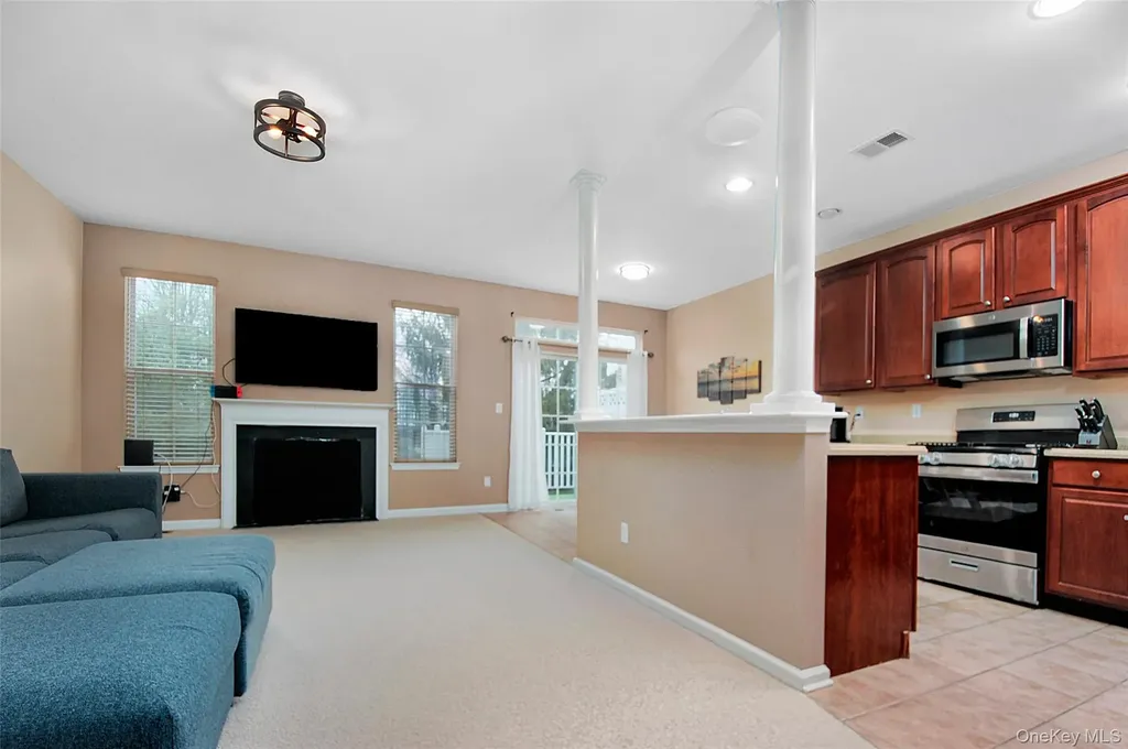 6 Webster Court Monroe NY 10950