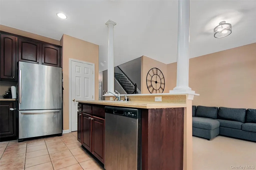 6 Webster Court Monroe NY 10950