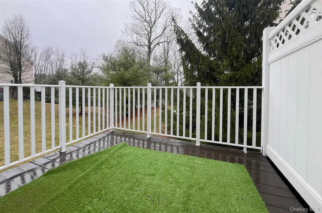 6 Webster Court Monroe NY 10950