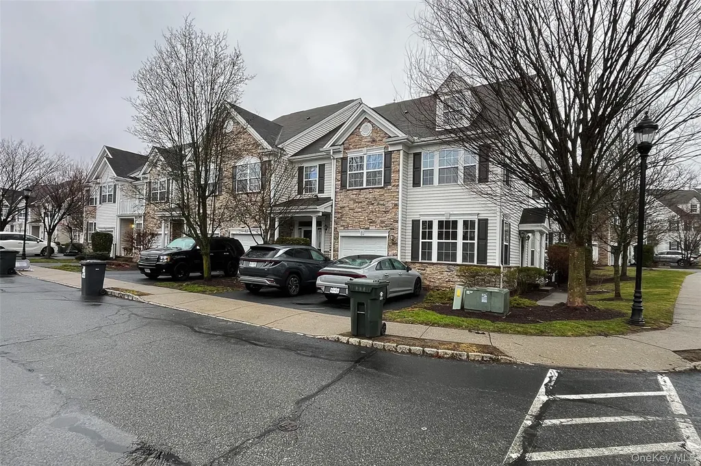 6 Webster Court Monroe NY 10950