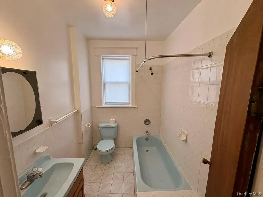 106 Mclean Avenue Yonkers NY 10705