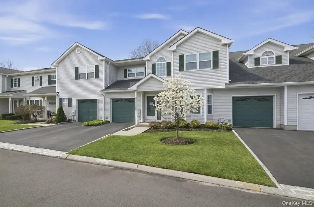 7 Monitor Road Smithtown NY 11787