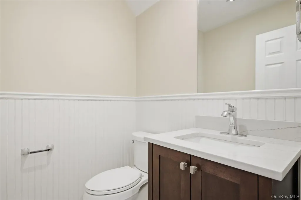 7 Monitor Road Smithtown NY 11787