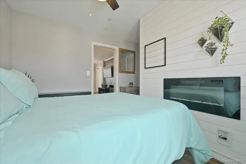 65 W Broadway Long Beach NY 11561