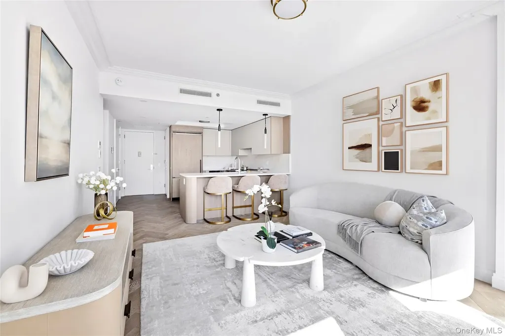 78-29 Austin Forest Hills NY 11375