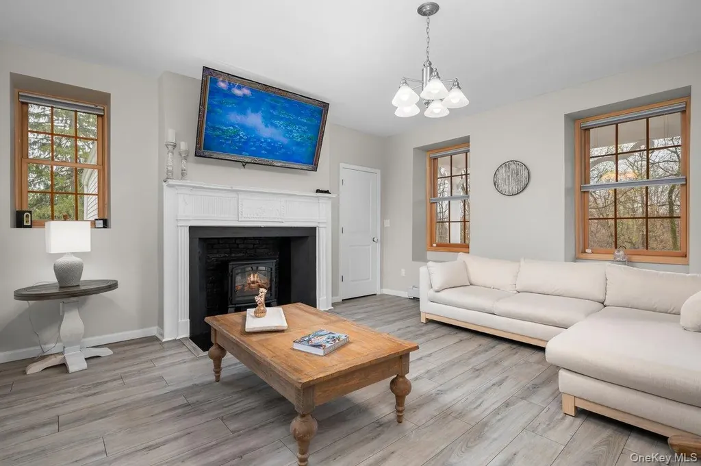 18 Gilchrest Road Congers NY 10920
