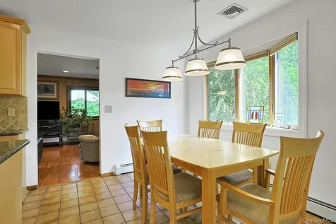 8 Sasson Terrace Valley Cottage NY 10989
