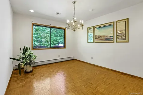 8 Sasson Terrace Valley Cottage NY 10989
