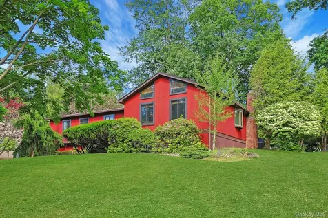 8 Sasson Terrace Valley Cottage NY 10989