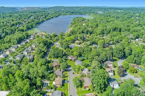 8 Sasson Terrace Valley Cottage NY 10989