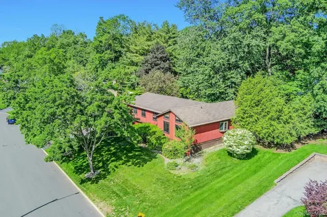 8 Sasson Terrace Valley Cottage NY 10989