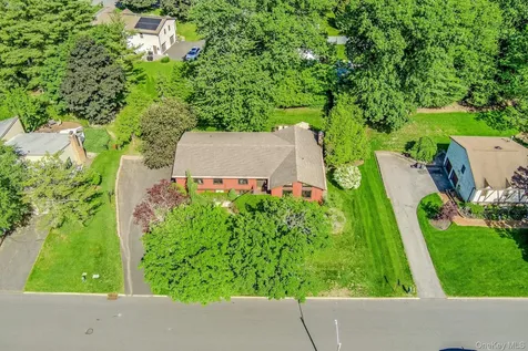 8 Sasson Terrace Valley Cottage NY 10989