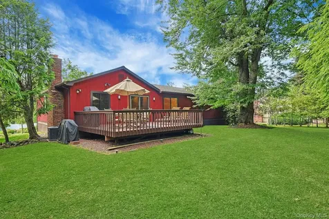 8 Sasson Terrace Valley Cottage NY 10989