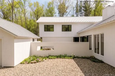 131 Oakley Road Accord NY 12404
