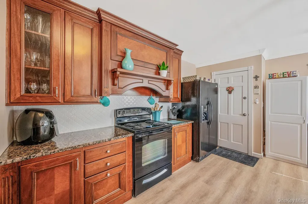 268 W Shore Drive Massapequa NY 11758
