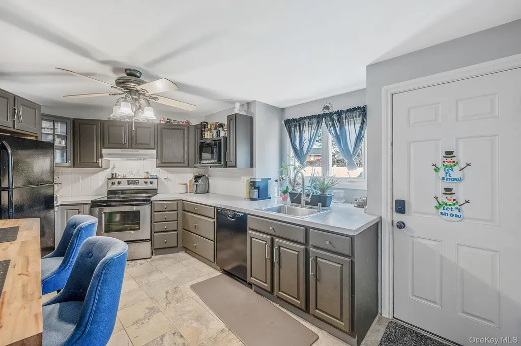 268 W Shore Drive Massapequa NY 11758